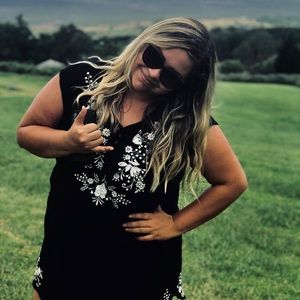 Meet your Posher, Arline